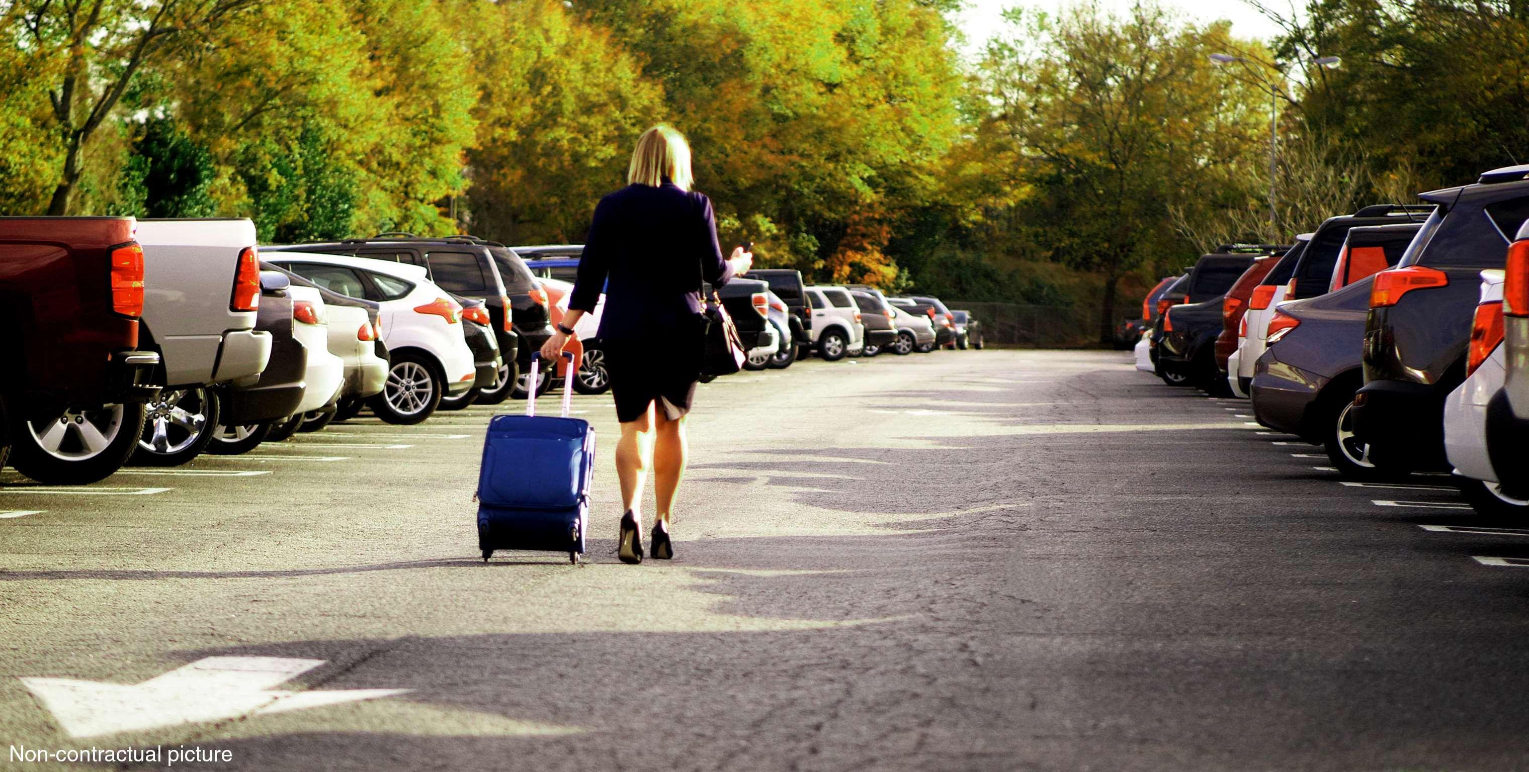 Holiday Inn Express - Marseille Airport, An Ihg Hotel Vitrolles  Zewnętrze zdjęcie