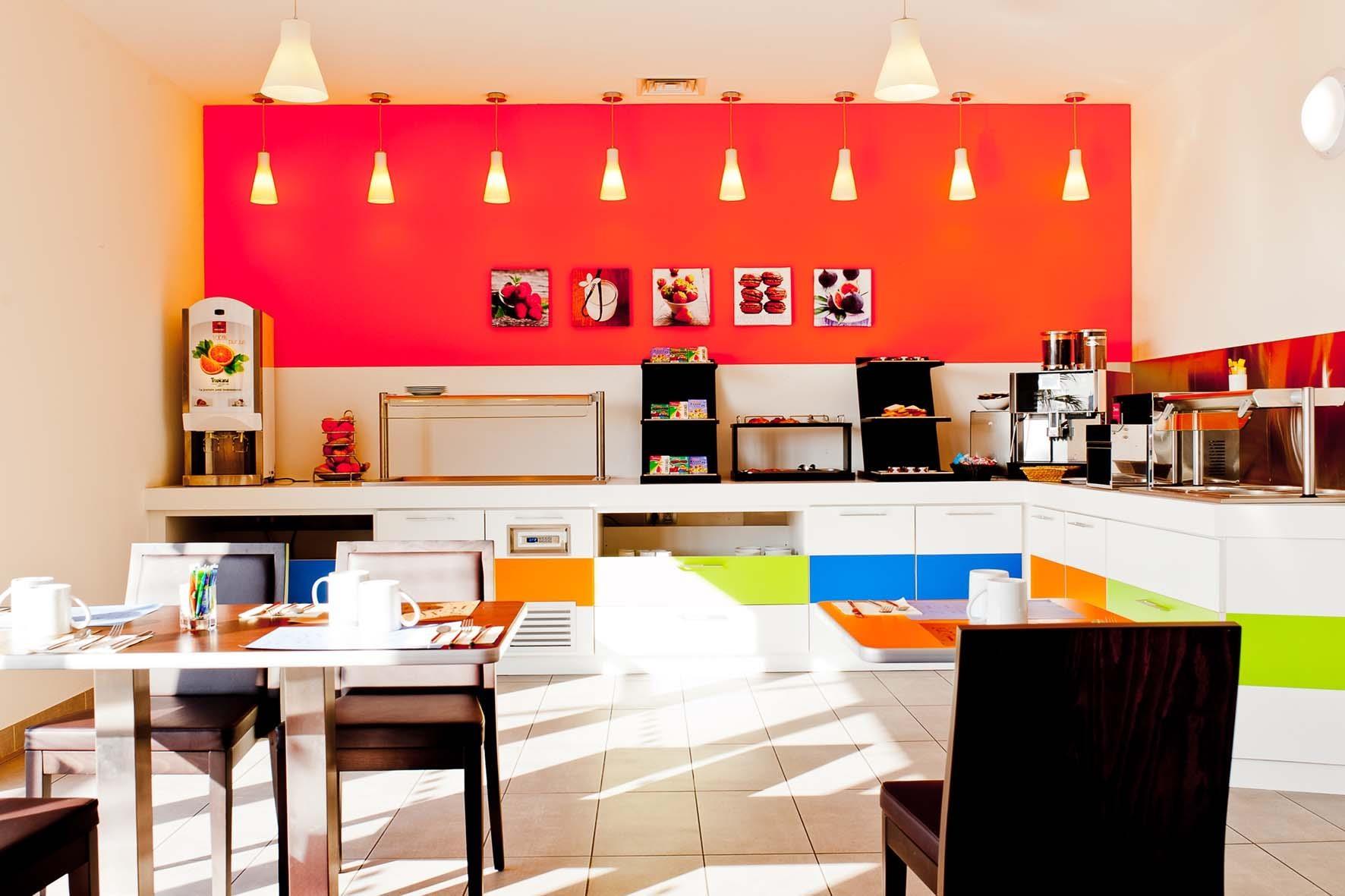 Holiday Inn Express - Marseille Airport, An Ihg Hotel Vitrolles  Zewnętrze zdjęcie