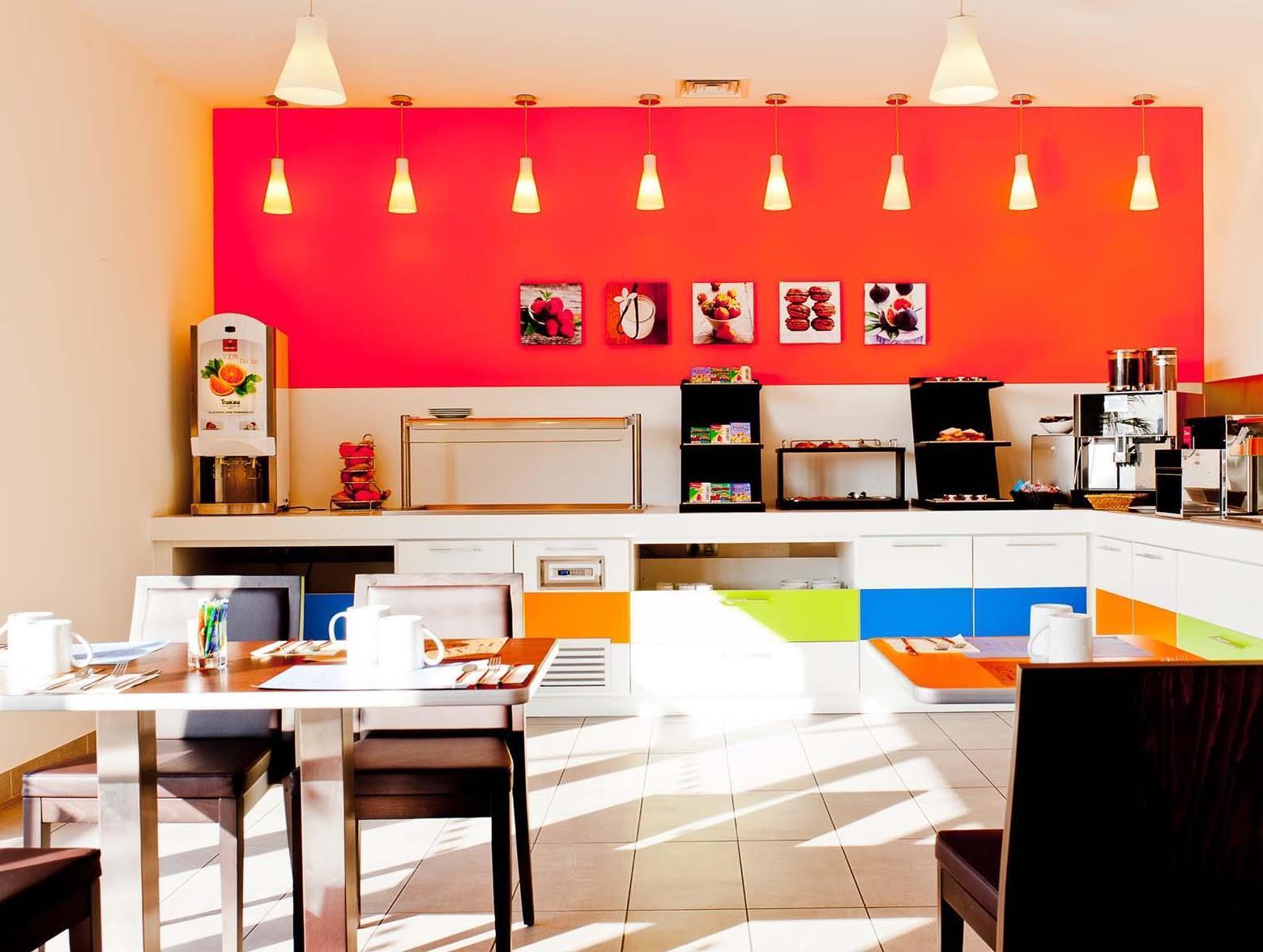 Holiday Inn Express - Marseille Airport, An Ihg Hotel Vitrolles  Zewnętrze zdjęcie